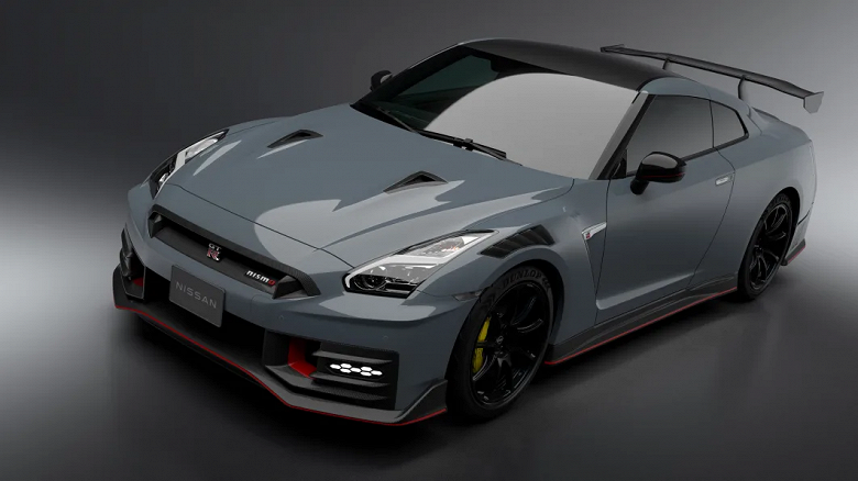 Nissan GT-R 2024 поступил в продажу. Цены на разные версии колеблются от 105 до 222 тыс. долларов в Японии