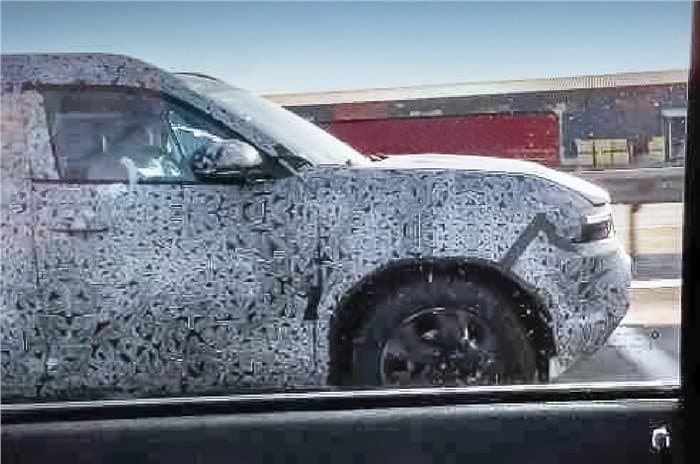 Это новый Renault Duster 2025. Кроссовер впервые засняли на дороге Это новый Renault Duster 2025. Кроссовер впервые засняли на дороге