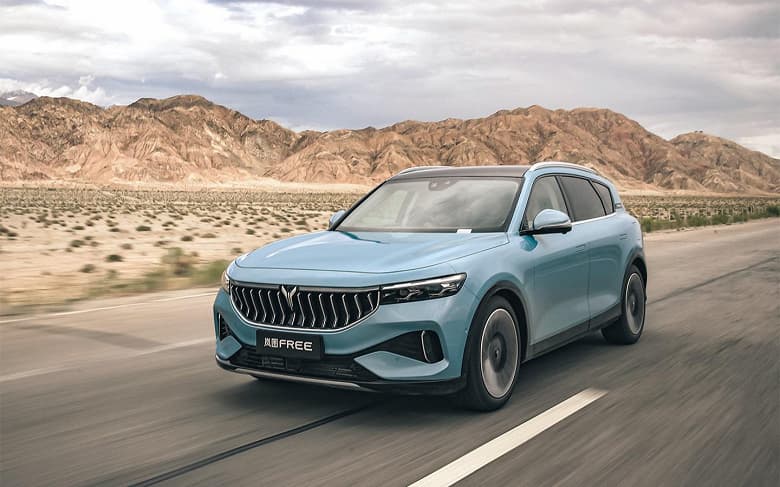 Китайские премиальные автомобили в РФ вытесняют немецких игроков. В начале года машин Voyah было продано почти вдвое больше, чем Audi