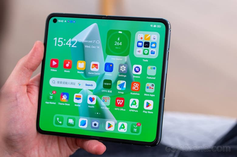 Один из самых компактных складных смартфонов-книжек в новом поколении компактным быть перестанет. Появились параметры Oppo Find N3