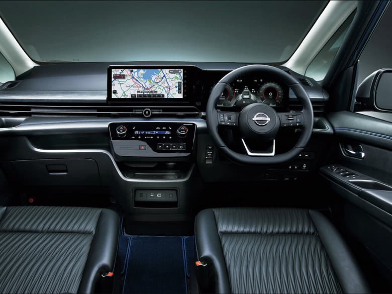 150 л.с., 7 или 8 мест, полный привод – опционально. В России начали продавать новейшие минивэны Nissan Serena по цене чуть дороже Lada Vesta