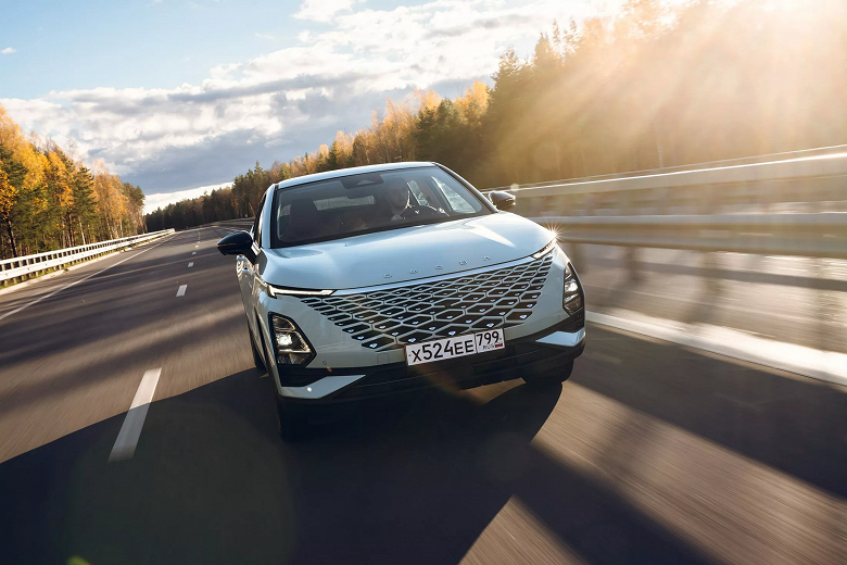 В России вышел Omoda C5 с новыми двигателем, подвеской и полным приводом