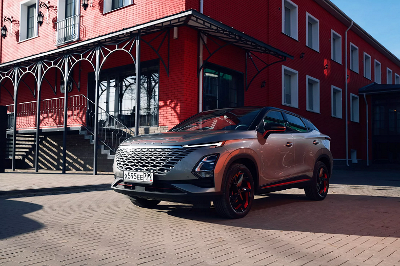 В России вышел Omoda C5 с новыми двигателем, подвеской и полным приводом