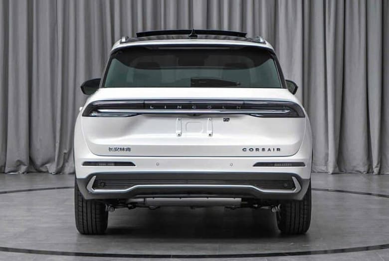 Представлен Lincoln Corsair 2023. Его предшественник только недавно начал продаваться в России
