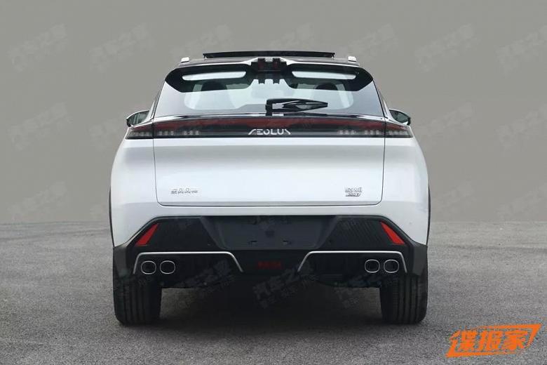 Это новый конкурент Kia Sportage. Первый кроссовер Dongfeng на платформе DSMA 2.0 показали вживую