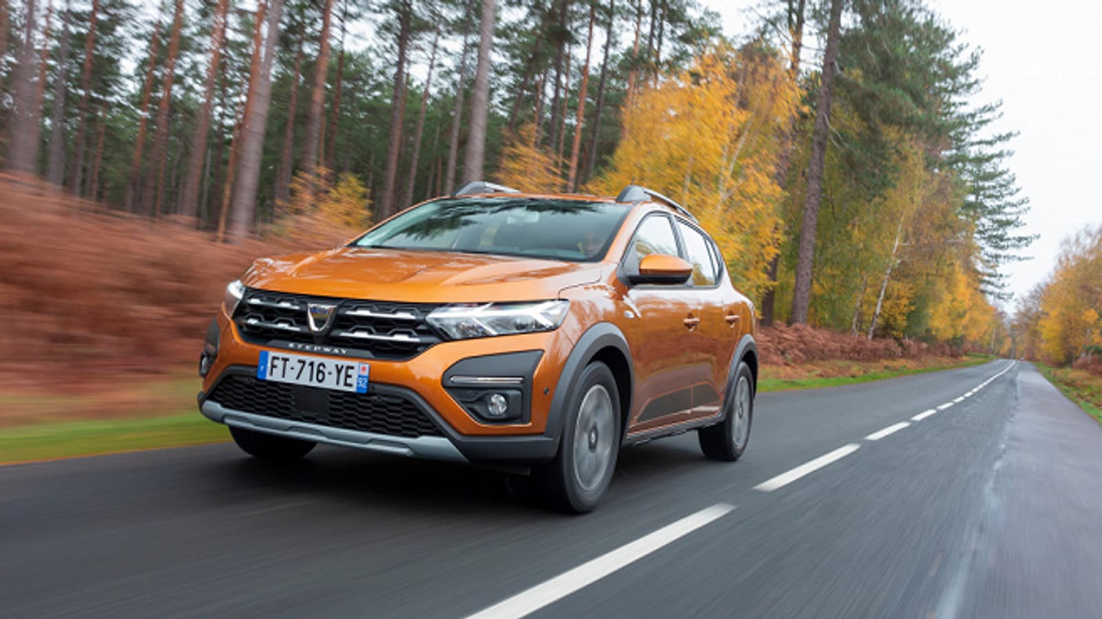 Названы самые продаваемые автомобили в Европе с ДВС и на электротяге