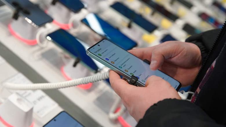 От дефицита к изобилию: в России переполнены склады с техникой От дефицита к изобилию: в России переполнены склады с техникой