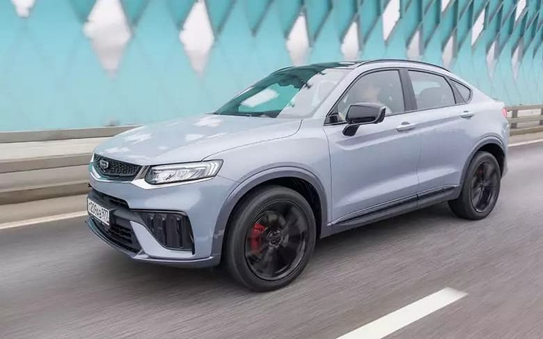 Эксперты «За рулем» назвали китайский кроссовер с очень надёжным мотором. В пользу Geely Tugella говорит родство с Volvo