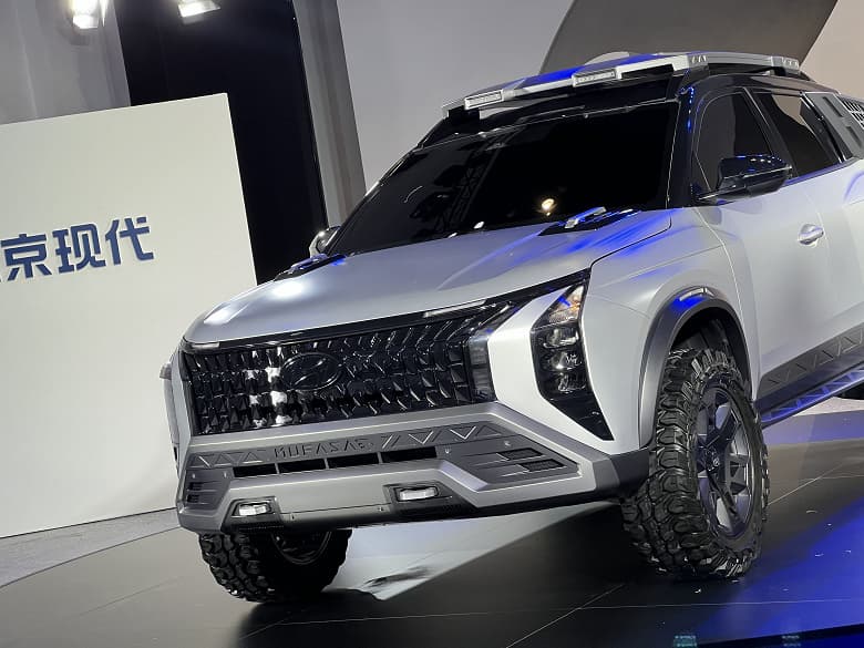 Это преемник Hyundai ix35. Представлен брутальный кроссовер Hyundai Mufasa