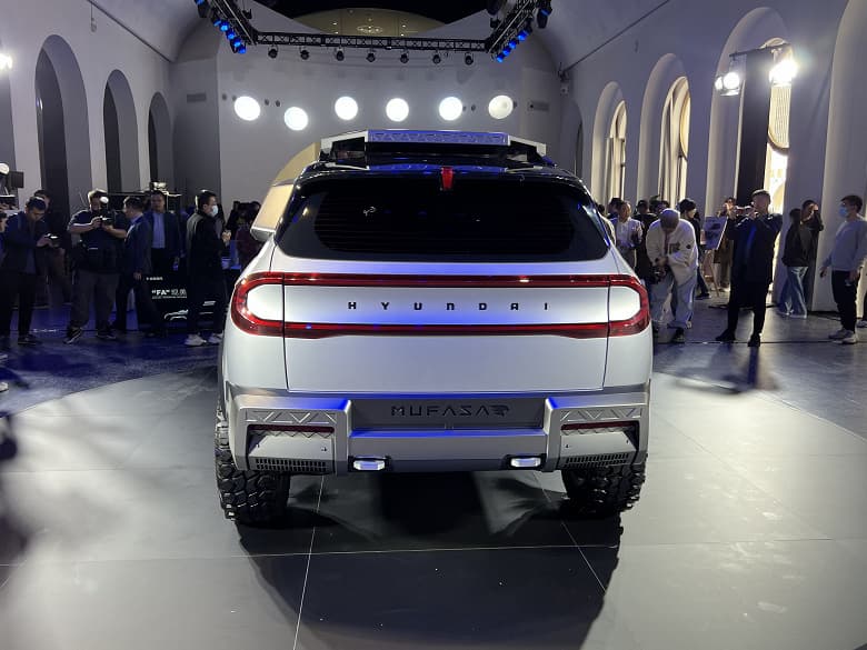 Это преемник Hyundai ix35. Представлен брутальный кроссовер Hyundai Mufasa