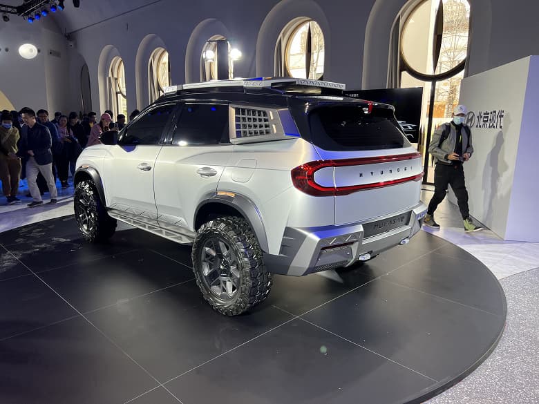 Это преемник Hyundai ix35. Представлен брутальный кроссовер Hyundai Mufasa