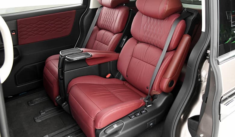 215 л.с., 7 мест, простор и комфорт. В России начали продавать минивэны Honda Elysion e:HEV Sport Hybrid – сколько за них просят?