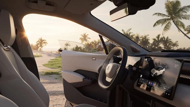 У кроссовера Geely с динамикой спорткара будет своя «фишечка» в салоне – Zeekr X получит передвижной экран