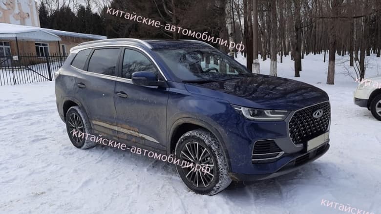 Так выглядит Geely Monjaro и сверхэкономичный Chery Tiggo 8 Pro e+ для России. Оба автомобиля уже в стране, опубликованы живые фото