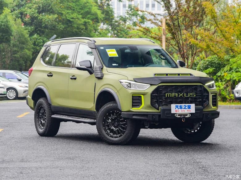 Вместо Land Cruiser 300 россиянам предложили 7-местный SAIC Maxus D90 Pro с 218-сильным дизелем, восьмиступенчатым «автоматом» и полными приводом. А что с ценой? Вместо Land Cruiser 300 россиянам предложили 7-местный SAIC Maxus D90 Pro с 218-сильным дизелем, восьмиступенчатым «автоматом» и полными приводом. А что с ценой?