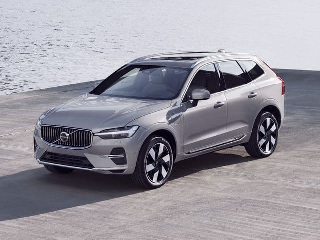 Volvo XC60 подешевел в Китае на 13 тыс. долларов, а для XC90 предлагают пожизненное бесплатное обслуживание