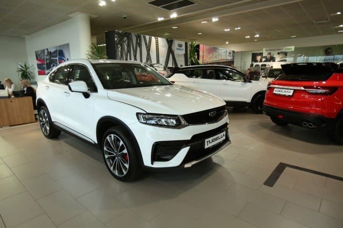 Рейтинг продаж иностранных автомобилей в России: Geely покупают на треть больше, чем Kia Рейтинг продаж иностранных автомобилей в России: Geely покупают на треть больше, чем Kia
