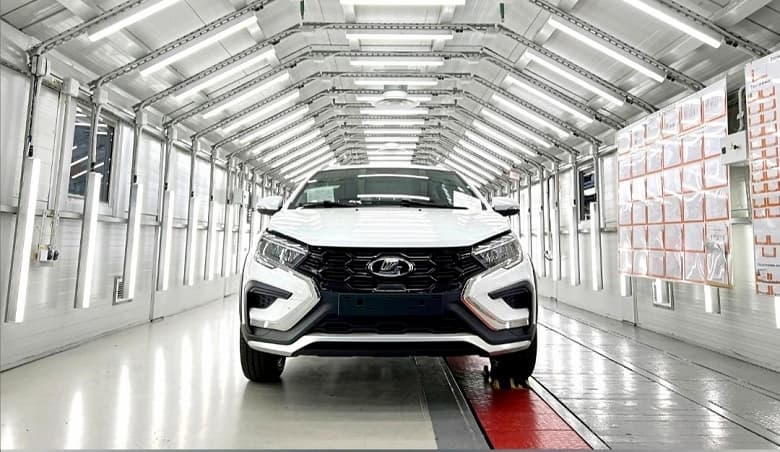 АвтоВАЗ начал выпускать некомплектные Lada Vesta NG АвтоВАЗ начал выпускать некомплектные Lada Vesta NG