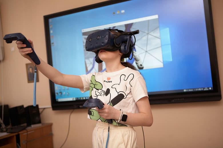 Разбор термоядерной установки с помощью VR-очков для школьников – новшество от специалистов компании ТРИНИТИ