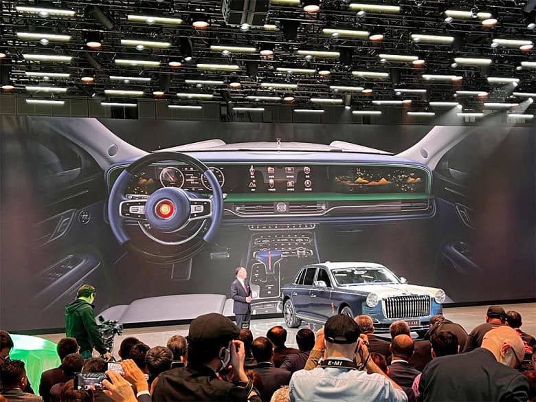 Представлено новое поколение самого дорого китайского автомобиля — Hongqi L5