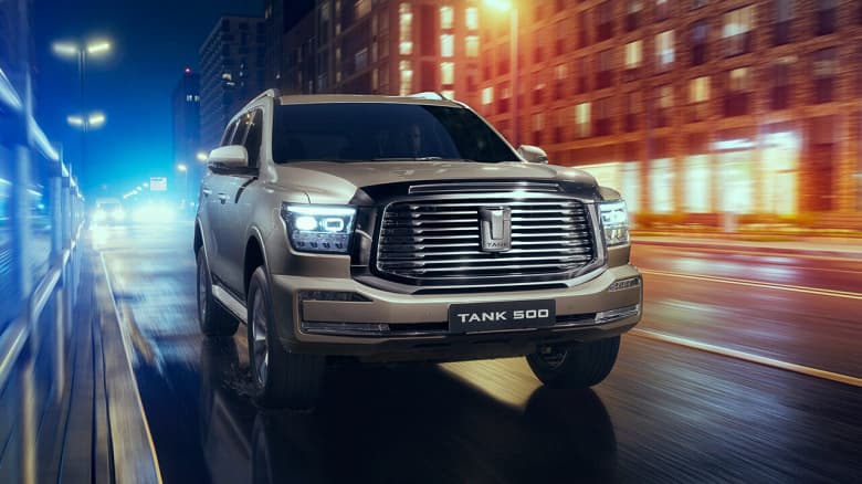 Большой рамный Tank 500 готов покорять просторы России. Стартовали продажи «китайского Land Cruiser 300», за который просят от 5,1 млн рублей