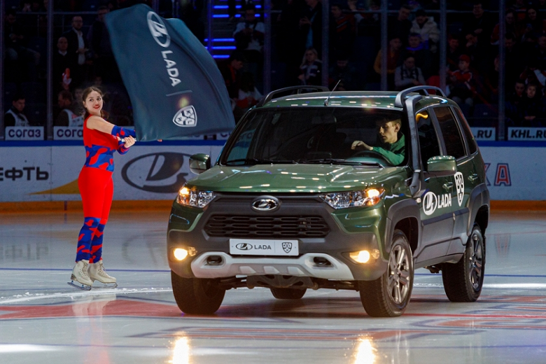 Самая «оснащенная» модель: АвтоВАЗ начал продажи спецверсии Lada Niva Travel Самая «оснащенная» модель: АвтоВАЗ начал продажи спецверсии Lada Niva Travel
