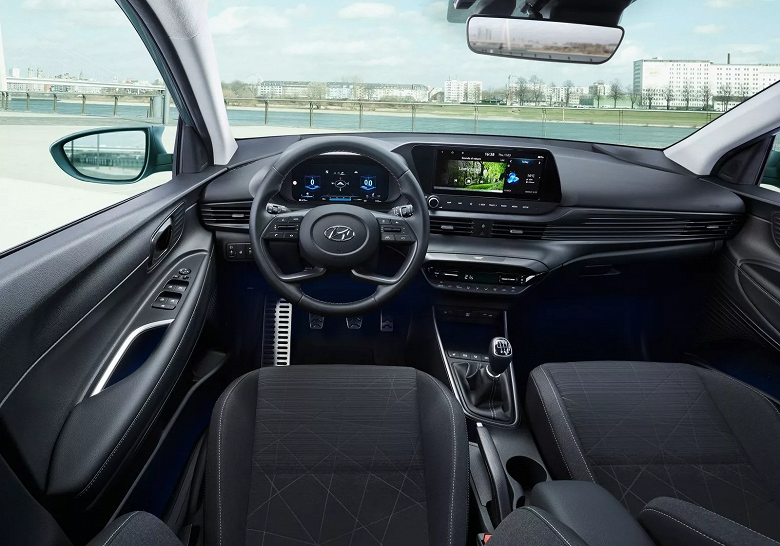 В России начали продавать новые Hyundai Bayon 2023. Они оказались дешевле прошлогодних автомобилей