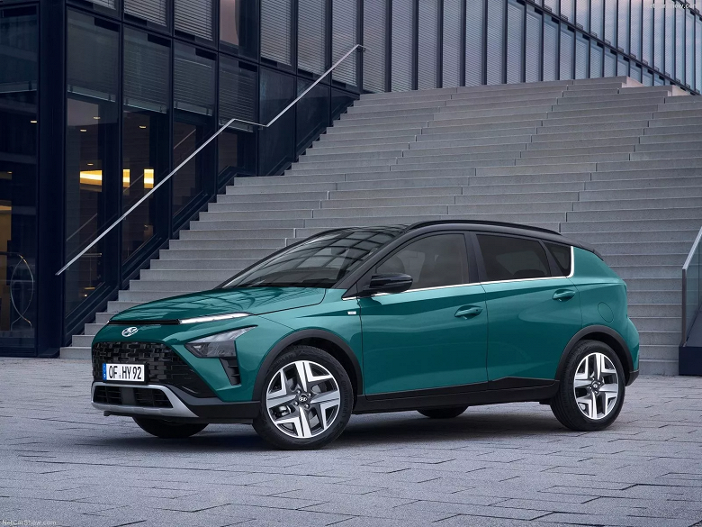 В России начали продавать новые Hyundai Bayon 2023. Они оказались дешевле прошлогодних автомобилей