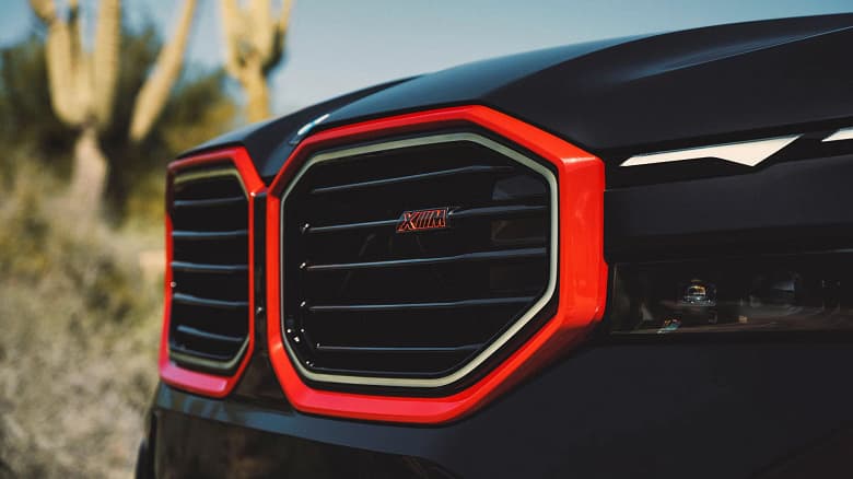 748 л.с. и разгон до 100 км/ч за 3,8 с. Представлен BMW XM Label Red – самый мощный кроссовер BMW