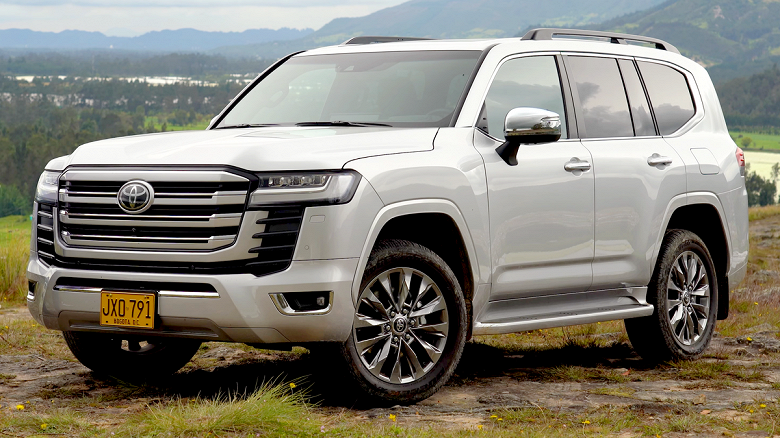 Прощайте, Toyota Land Cruiser, Camry и Alphard? Япония обсуждает запрет поставок любых подержанных машин в Россию Прощайте, Toyota Land Cruiser, Camry и Alphard? Япония обсуждает запрет поставок любых подержанных машин в Россию