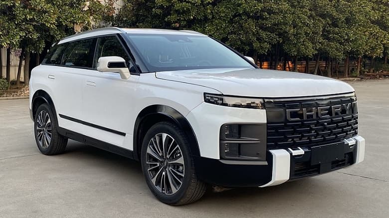 Это Chery Real Me. Новейший кроссовер показали вживую в двух вариантах Это Chery Real Me. Новейший кроссовер показали вживую в двух вариантах