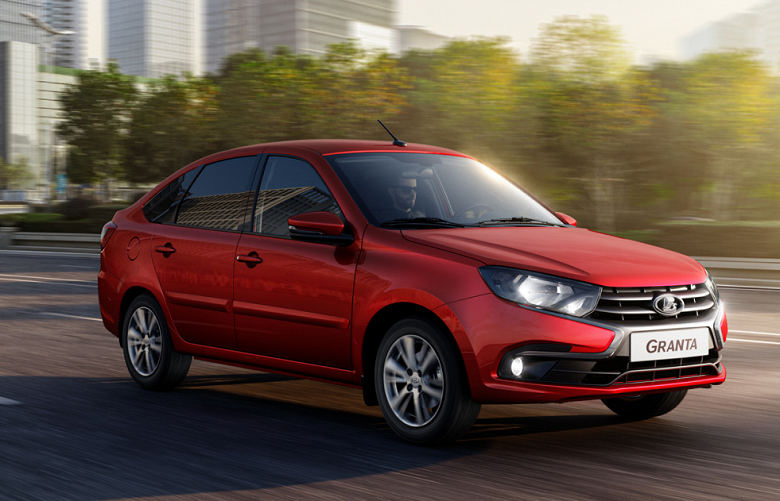 Официально: АвтоВАЗ вернул в производство Lada Granta с 16-клапанным двигателем мощностью 106 л.с.