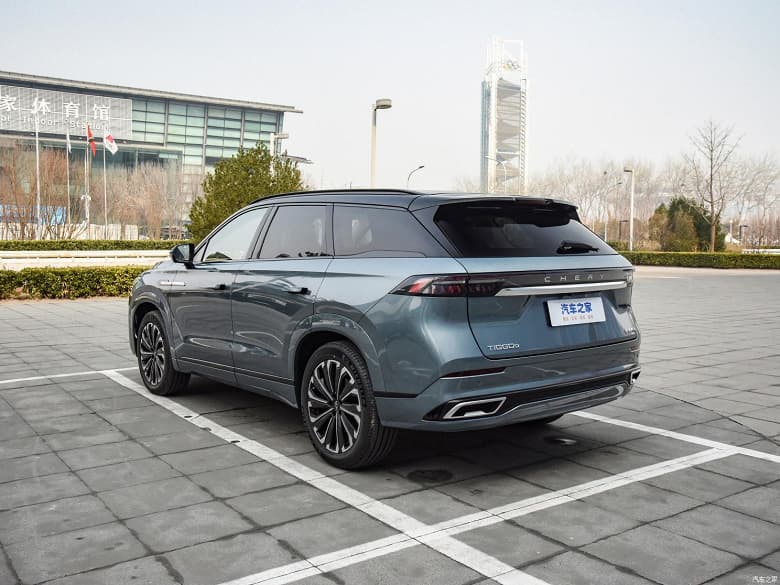 Chery сделала предложение, от которого невозможно отказаться. Роскошный флагманский кроссовер Tiggo 9 можно купить в Китае всего за 18 650 долларов