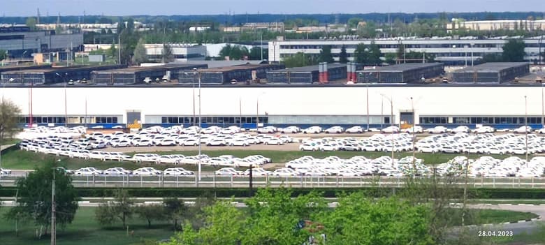 АвтоВАЗ выпустил более 7,5 тыс. автомобилей Lada Vesta NG, отправка дилерам возможна 4 мая