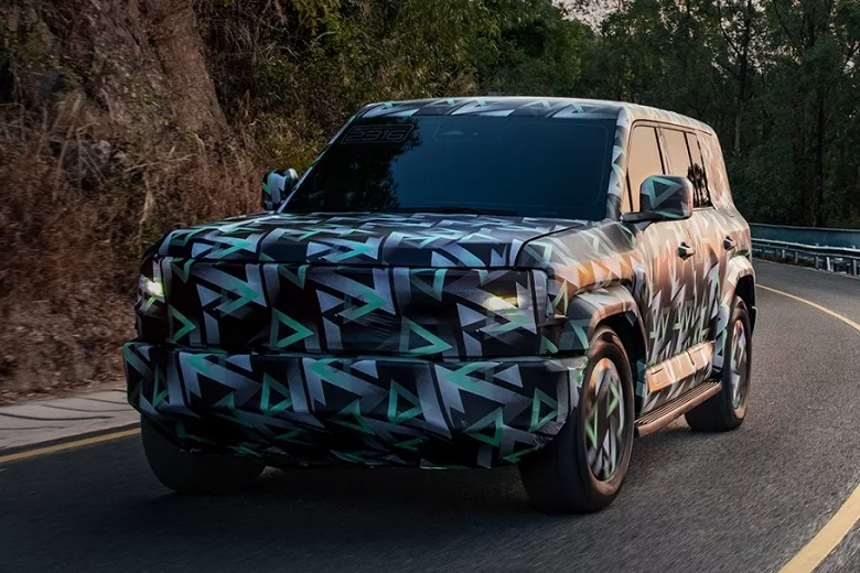 Мощнее и технологичнее, чем Mercedes G-Class. Новый внедорожник BYD SF представят в июне