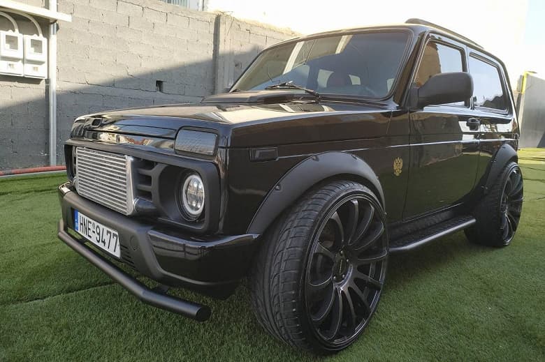 Представлена новая модель «СуперНивы» в Европе — с мощным двигателем и тормозной системой Porsche. Представлена новая модель «СуперНивы» в Европе — с мощным двигателем и тормозной системой Porsche.