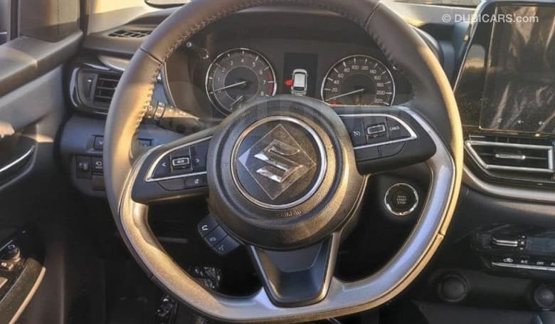 Хорошо оснащенный японский хетчбэк с «автоматом» дешевле Lada Vesta. В России начали принимать заказы на Suzuki Baleno 2023, цена – чуть больше 1,5 млн рублей