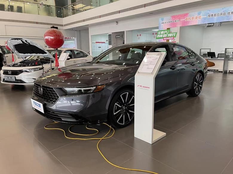 Новое поколение Honda Accord уже есть в продаже в Китае