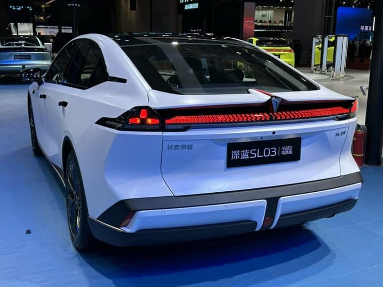 Более 50 000 автомобилей Changan Deepal SL03 поставлены: цены снижены Более 50 000 автомобилей Changan Deepal SL03 поставлены: цены снижены