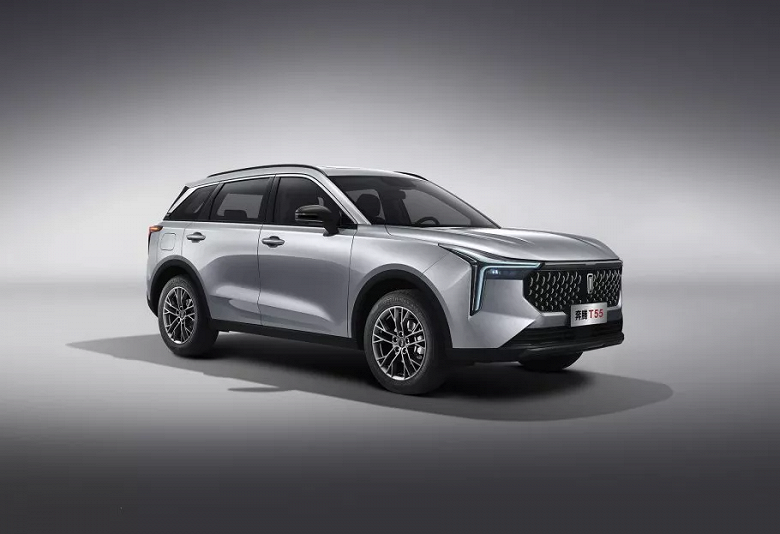 Лада начала испытывать новый автомобиль под именем Lada X-Cross 3/4, который будет являться конкурентом Москвича 3 и создан на базе FAW Bestune T55