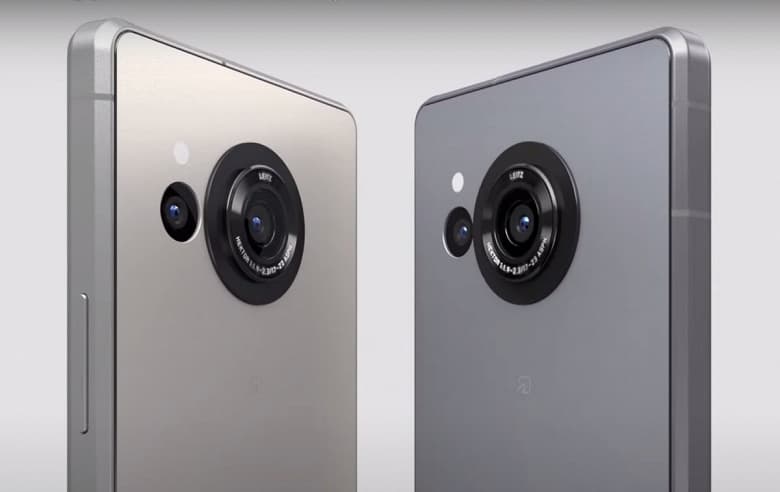 Защита от воды, 240-герцевый экран не самой большой диагонали, Snapdragon 8 Gen 2 и 12 ГБ ОЗУ. Представлен смартфон Sharp Aquos R8