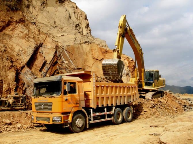 Китайские самосвалы почти полностью захватили российский рынок. Доля самосвалов активно увеличивается
