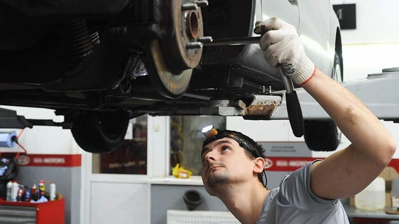 Заказанная деталь ожидается полгода. Время ожидания автозапчастей для иномарок увеличилось до 6 месяцев, некоторые товары подорожали в два раза Заказанная деталь ожидается полгода. Время ожидания автозапчастей для иномарок увеличилось до 6 месяцев, некоторые товары подорожали в два раза