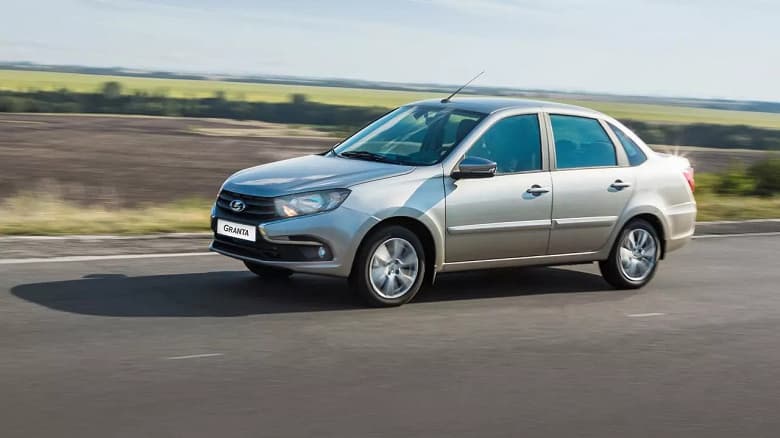 1 млн рублей за 106-сильную Лада Гранта. Дилеры продают 16-клапанные автомобили с большими наценками