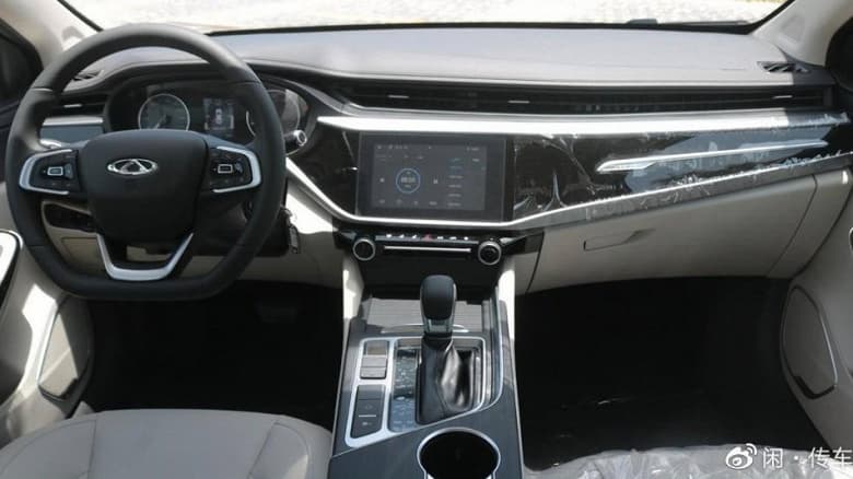 Это будущий рестайлинг российского Omoda S5? Chery показала обновлённый седан Arrizo 5