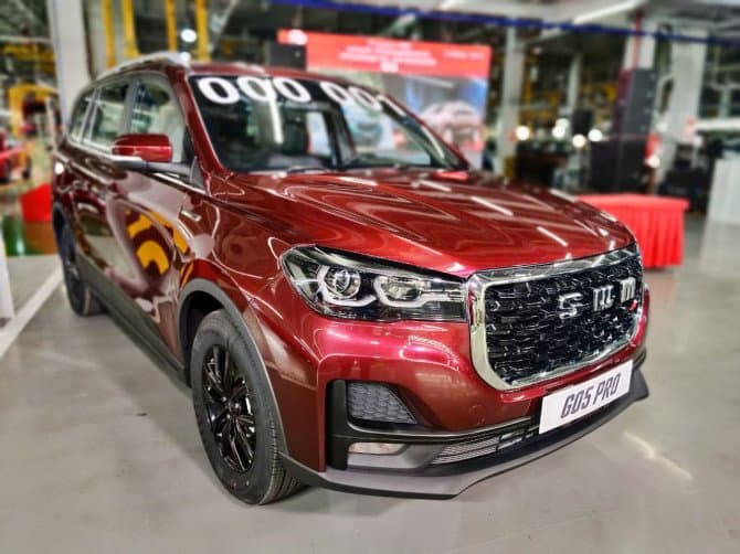 Большой кроссовер с возможностью 7-местного салона по цене Lada Vesta NG. SWM G05 Pro будет продаваться по цене от 2 миллионов рублей