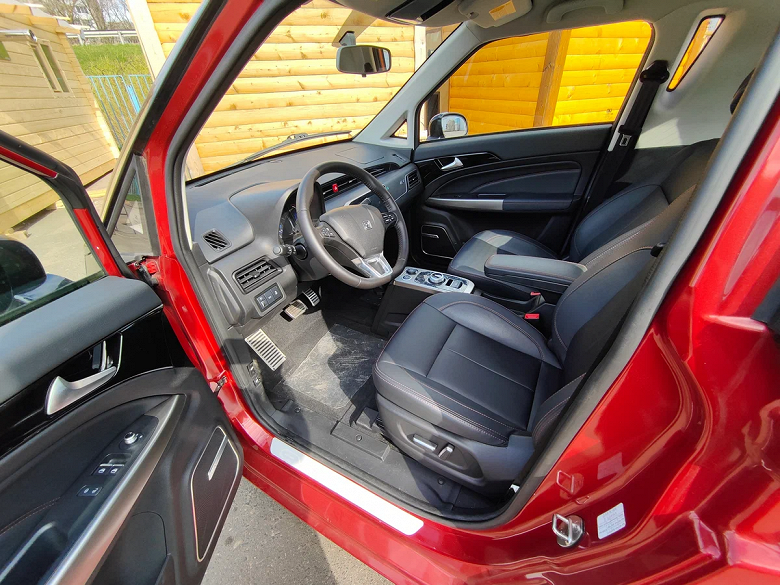 Новый электромобиль Zotye E200 белорусской сборки предлагают дешевле 1 млн рублей