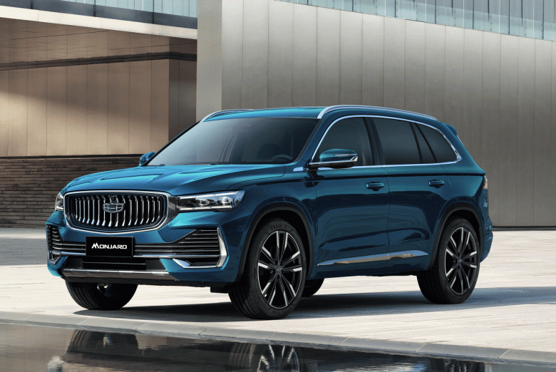 Новый автомобиль Geely Monjaro пользуется популярностью в России и опередил продажи УАЗ «Патриот» в первый месяц