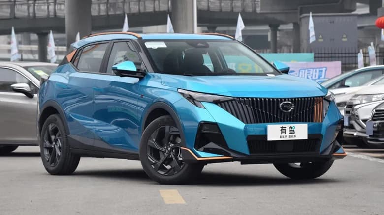 Новый кроссовер GAC GS3 с мощным двигателем и богатым комплектом поставки представлен на российском рынке в качестве стильной альтернативы автомобилям Haval Jolion, Geely Coolray и Nissan Qashqai