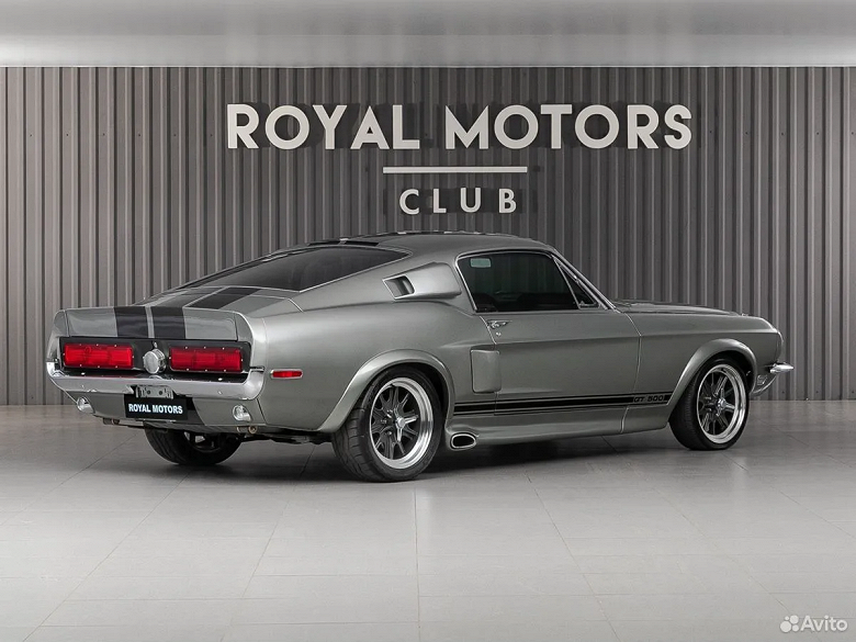 В России продают легендарный Ford Mustang Shelby GT500 Eleanor 1968 года в идеальном состоянии